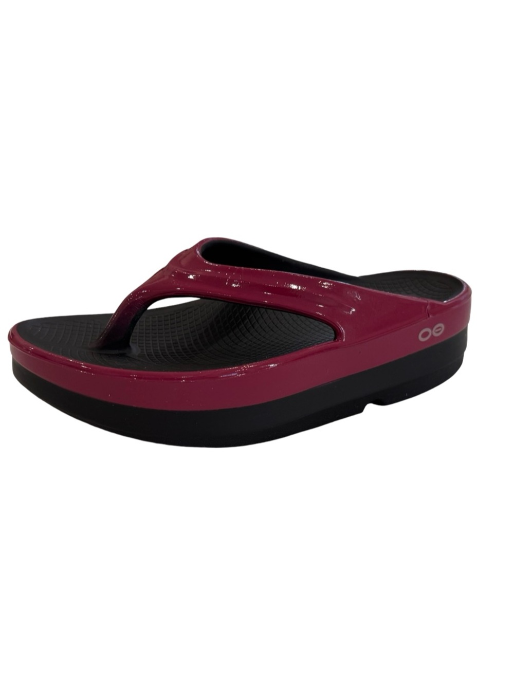 OOFOS Women's Glossy Berry Platform Thong Sandals - Picture 6 of 7